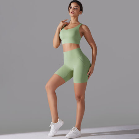 Cross-Back Three-Quarter Yoga Set — product view