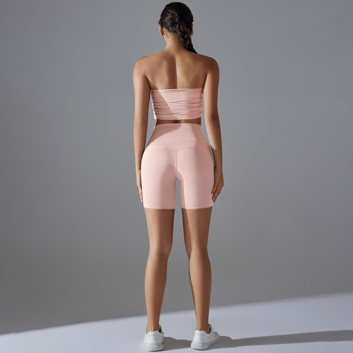 Cutout Short Yoga Suit — product detail