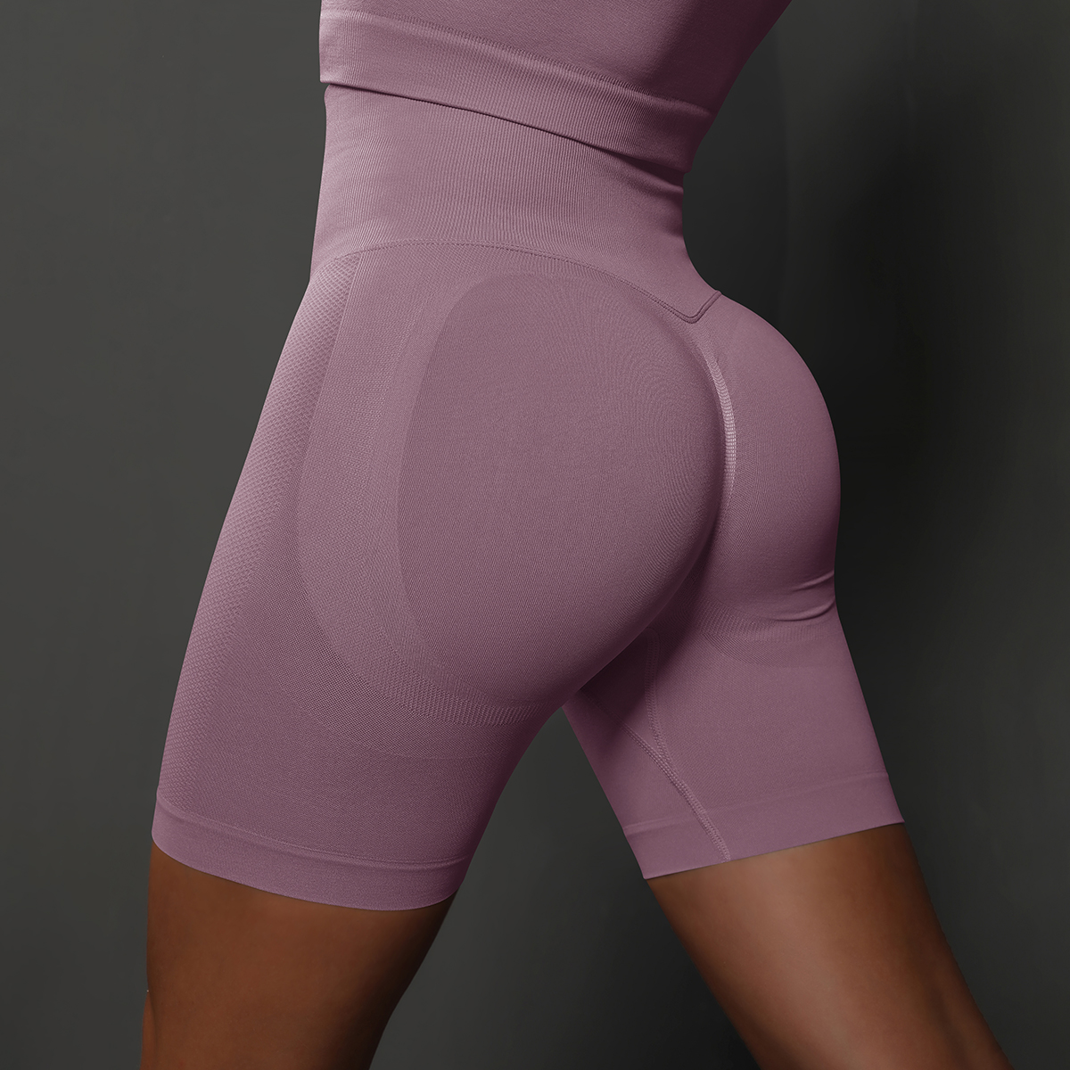 Seamless High-Waist Yoga Shorts — product detail