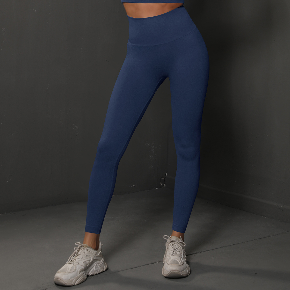 Seamless High-Waist Leggings — product detail