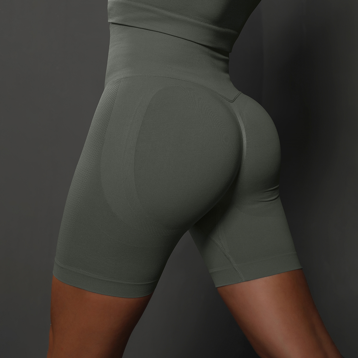 Seamless High-Waist Yoga Shorts — product detail