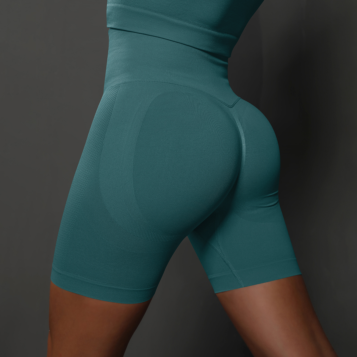 Seamless High-Waist Yoga Shorts — product detail