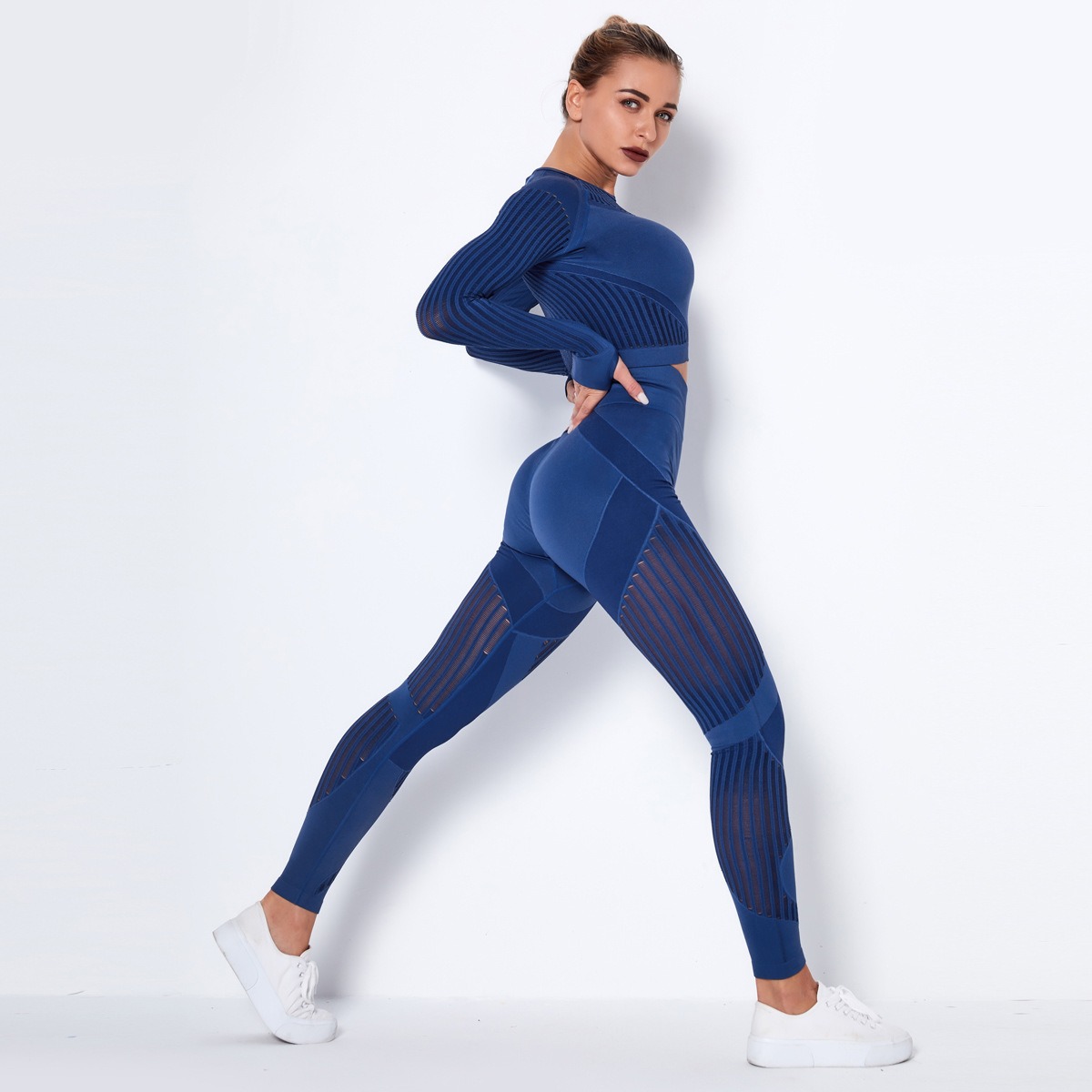 Long-Sleeve Cutout Yoga Set — product detail