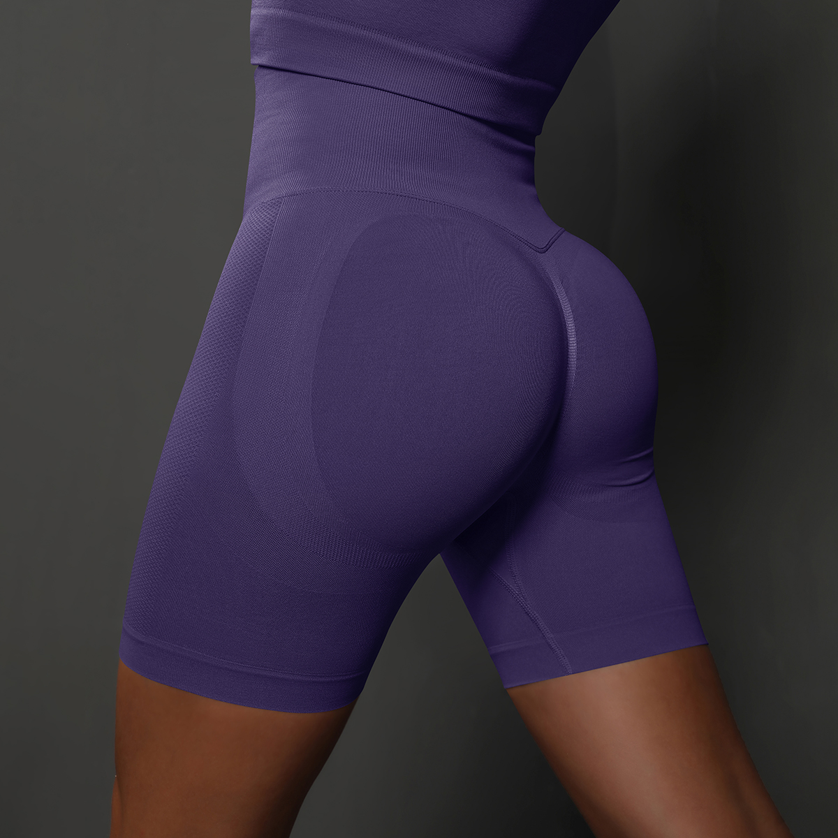 Seamless High-Waist Yoga Shorts — product detail